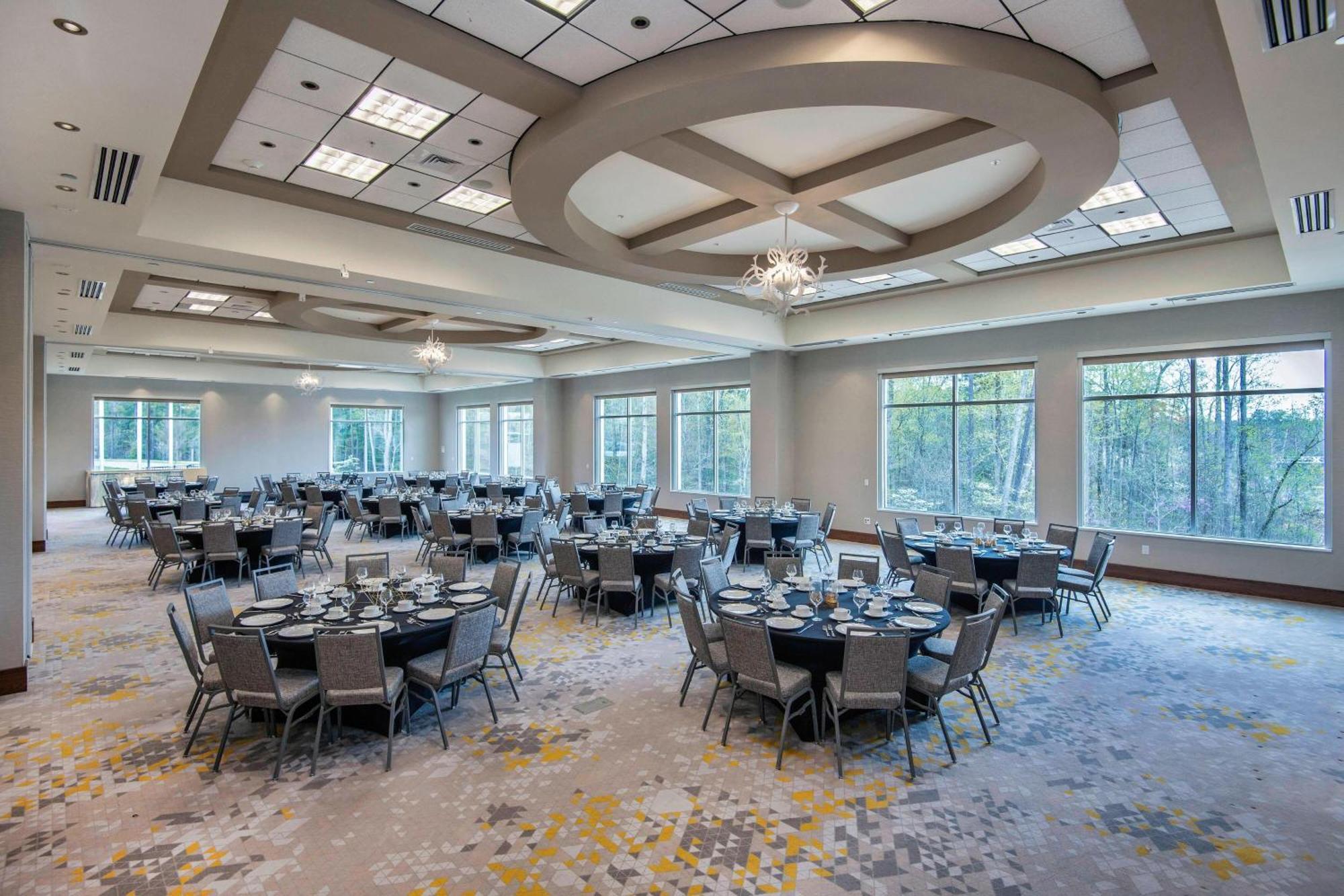 Courtyard By Marriott Raleigh Cary/Parkside Town Commons Hotell Exteriör bild