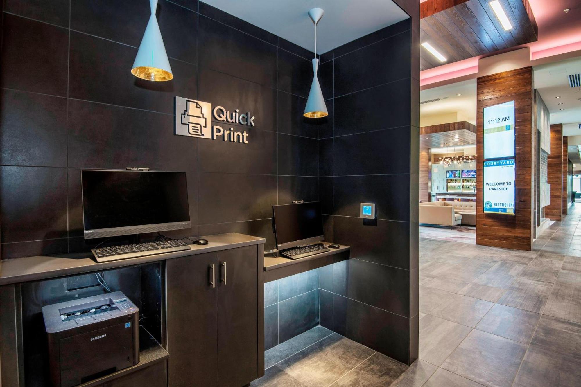 Courtyard By Marriott Raleigh Cary/Parkside Town Commons Hotell Exteriör bild